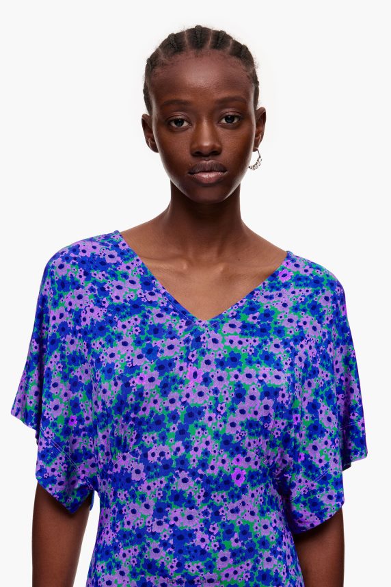 Bimba Y Lola midikjole med fuld print 46TD4J209blomster